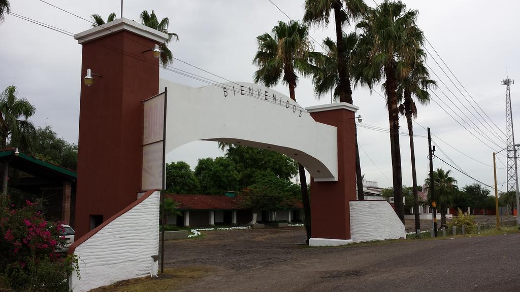 Hotel El Rancho Navojoa Zewnętrze zdjęcie
